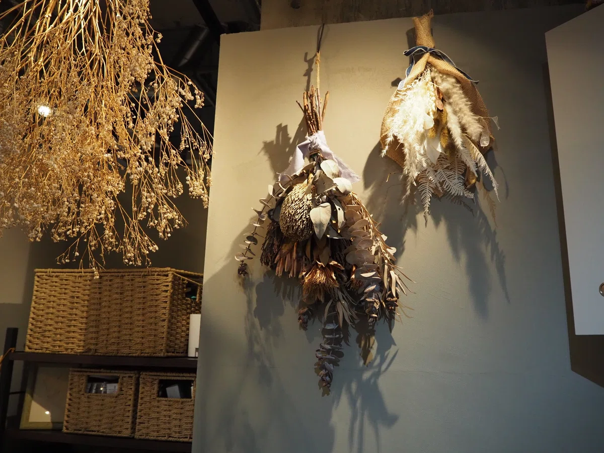 独立記念に、友人から貰ったドライフラワー達